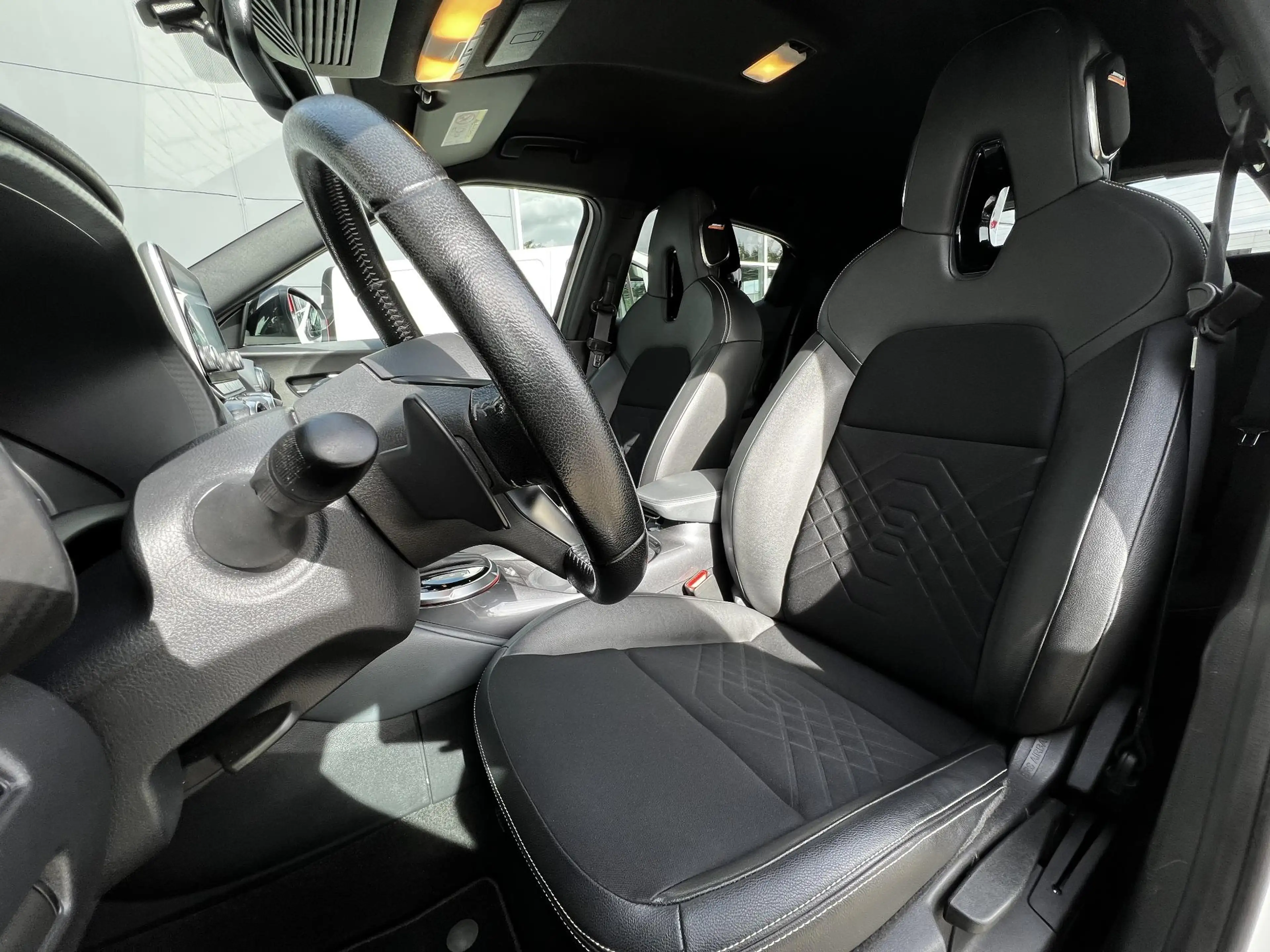 Nissan Juke 1.0 DIG-T Tekna | Trekhaak | BOSE-audio | 360 came — photo 7