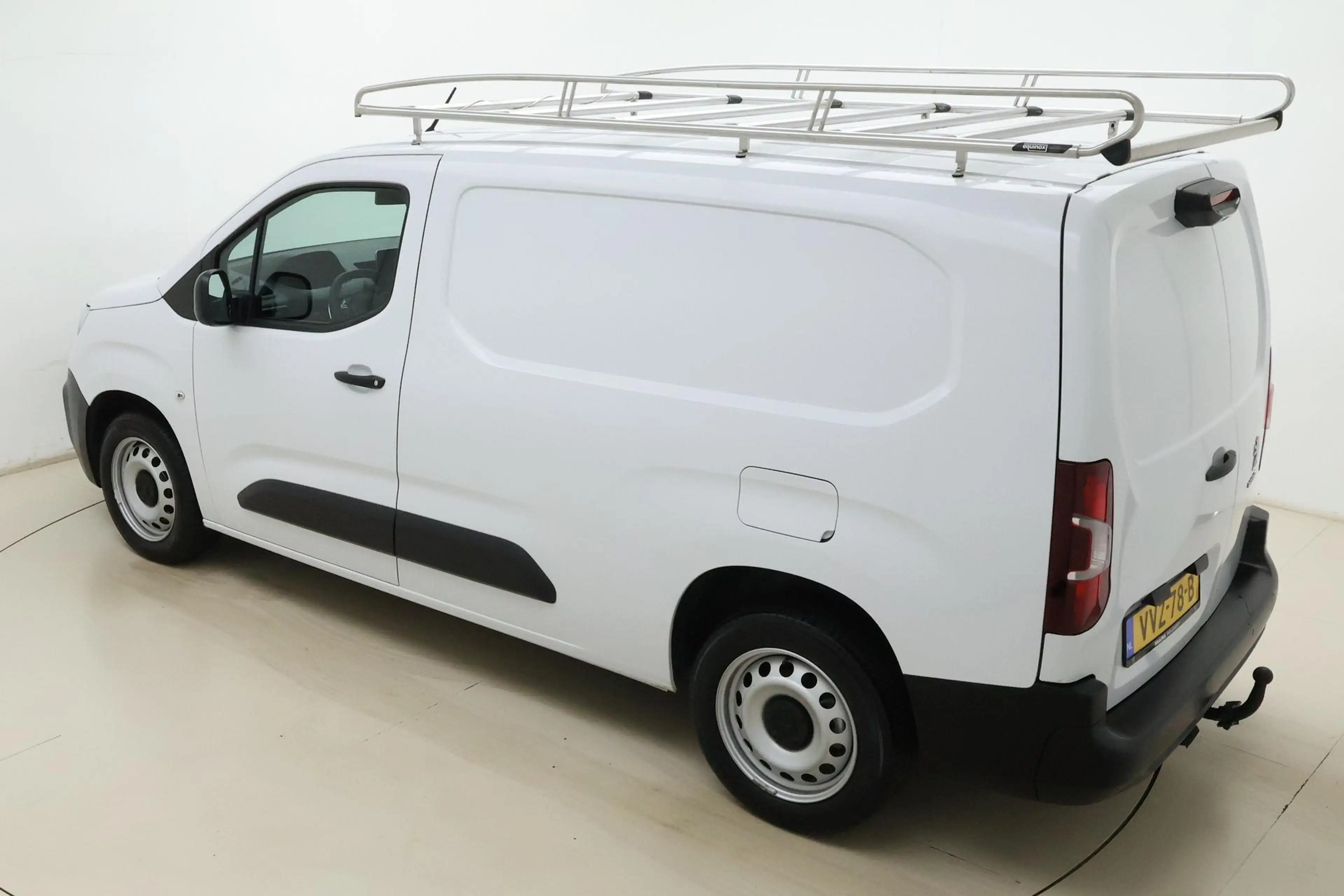 Peugeot Partner 1.5 BlueHDi 130 EAT8 S&S L2 | Achteruitrijcamera | — photo 4
