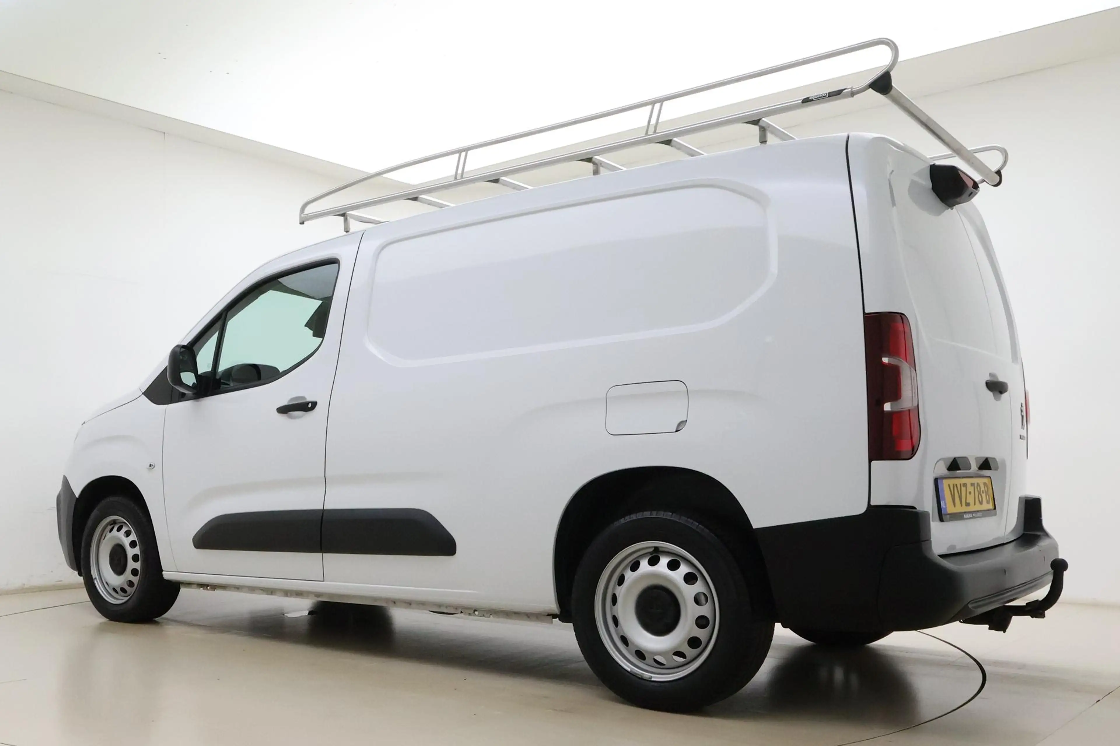 Peugeot Partner 1.5 BlueHDi 130 EAT8 S&S L2 | Achteruitrijcamera | — photo 12