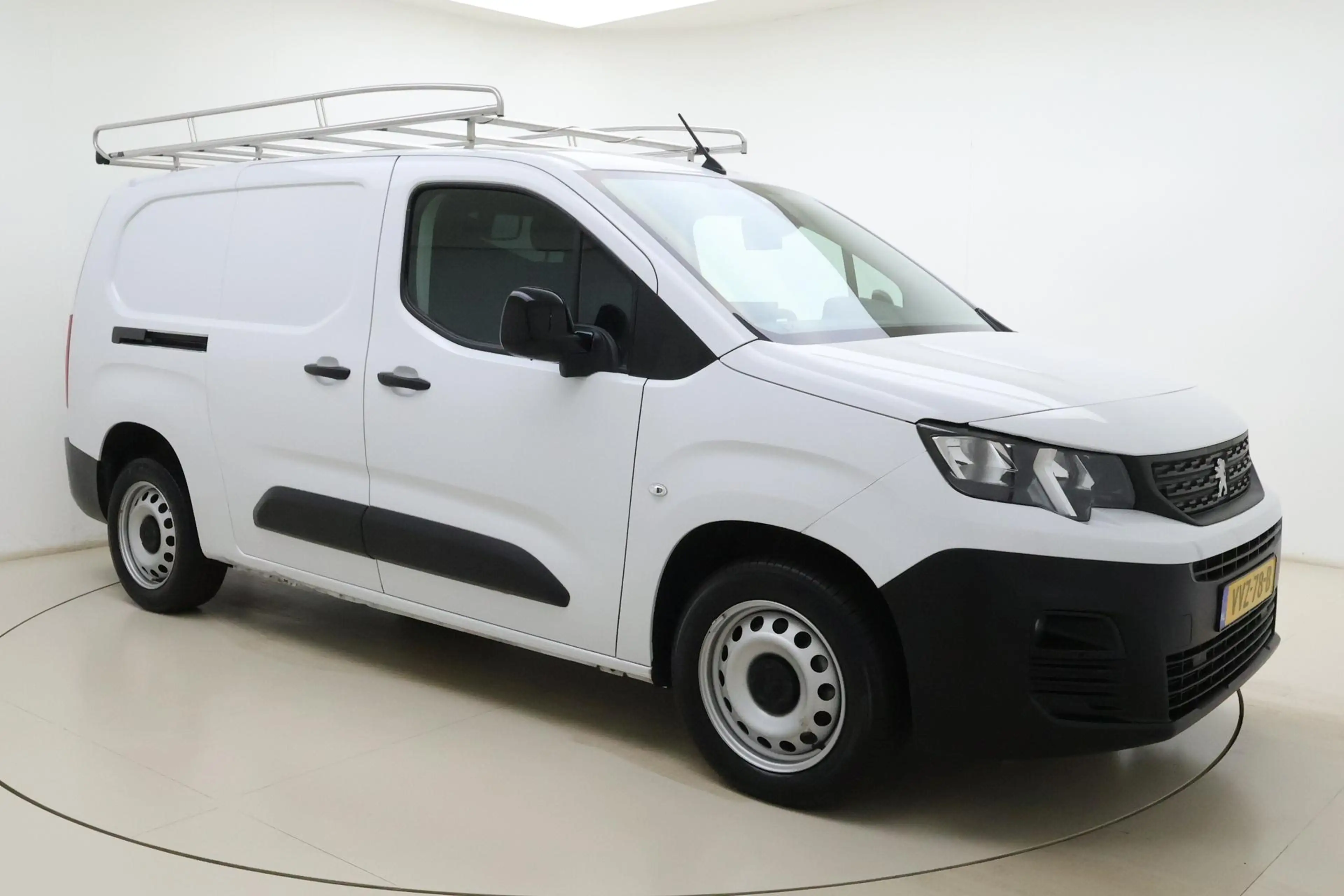 Peugeot Partner 1.5 BlueHDi 130 EAT8 S&S L2 | Achteruitrijcamera | — photo 8