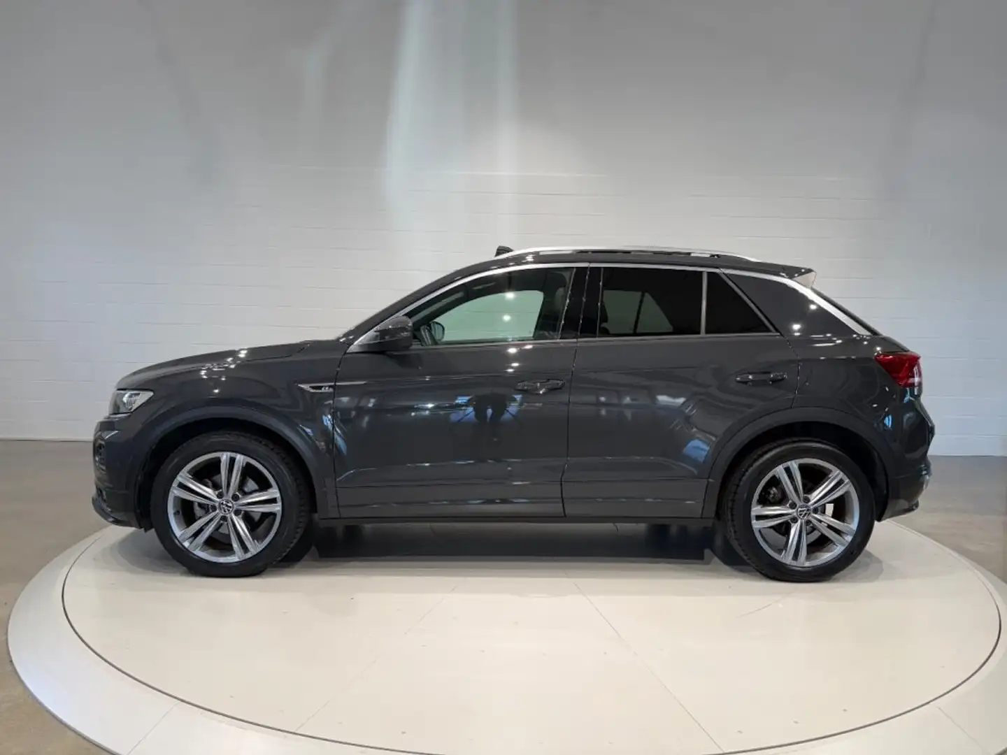 Volkswagen T-Roc 1.5 TSI ACT Sport R Line TETTO / PREZZO REALE Grijs - 2