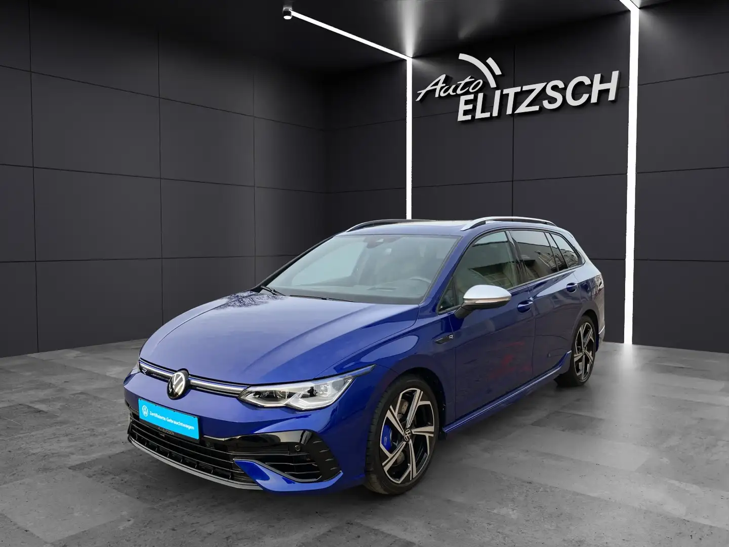 Volkswagen Golf VIII Variant R MatrixLED PANO DCC Keyless Sound... Blau - 2