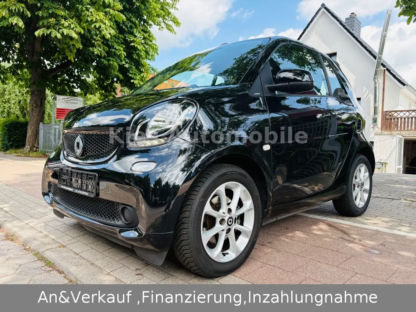 smart forTwo Cabrio Passion AUTOM/NAVI/SITZH/KLIMA/2.H Schwarz - 2