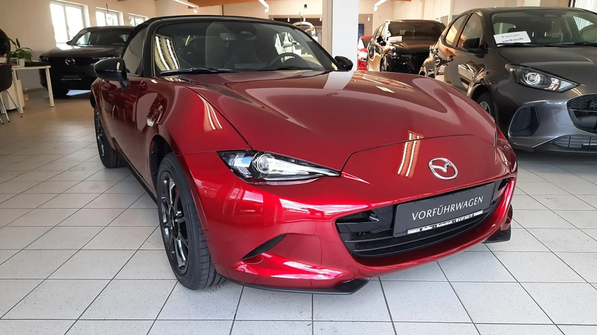Mazda MX-5 1.5L SKYACTIV-G 132PS Homura Rot - 2