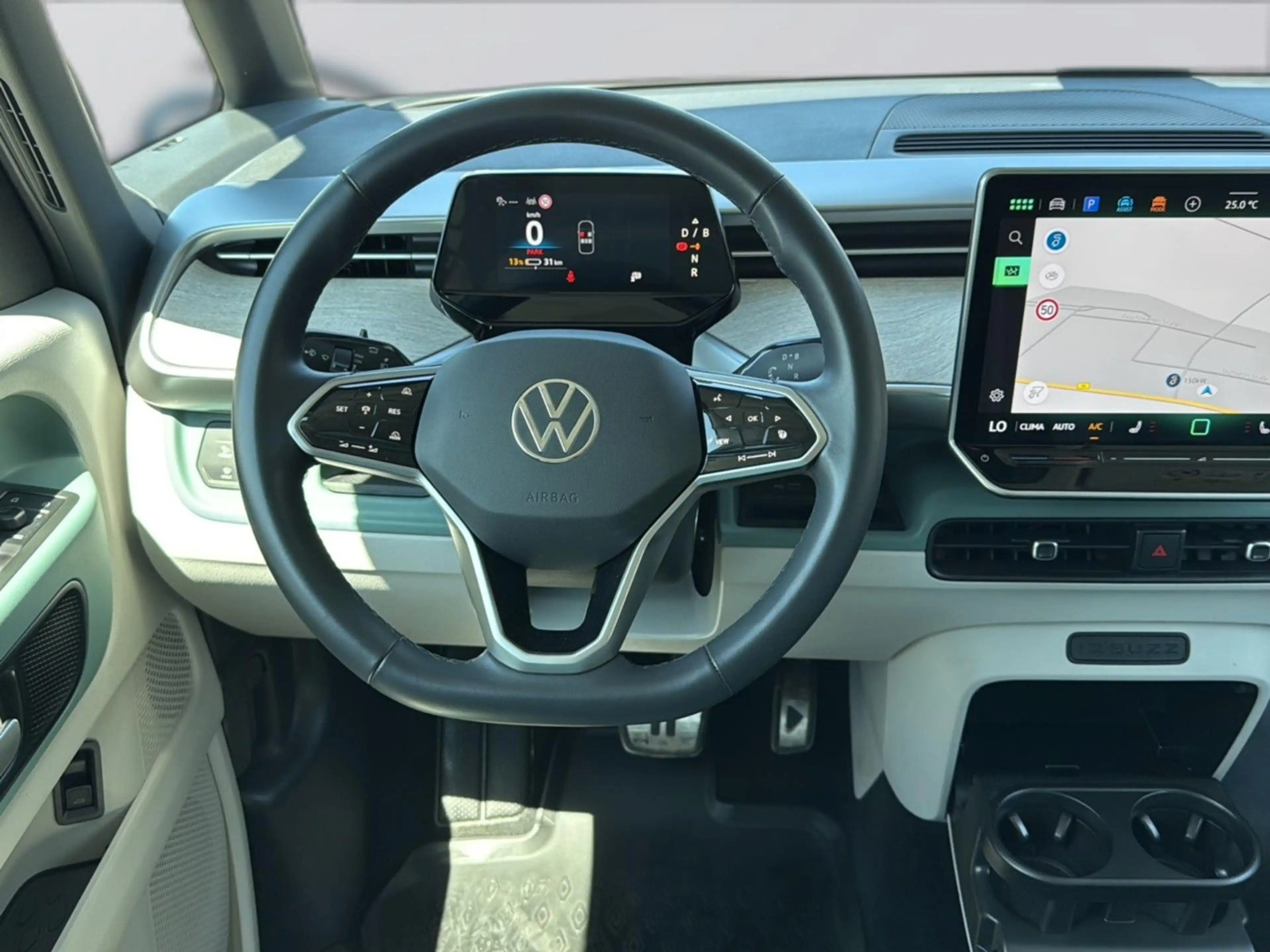 Volkswagen ID. Buzz Pure KR 125KW IQ 3ZK ACC 360°-View — photo 12