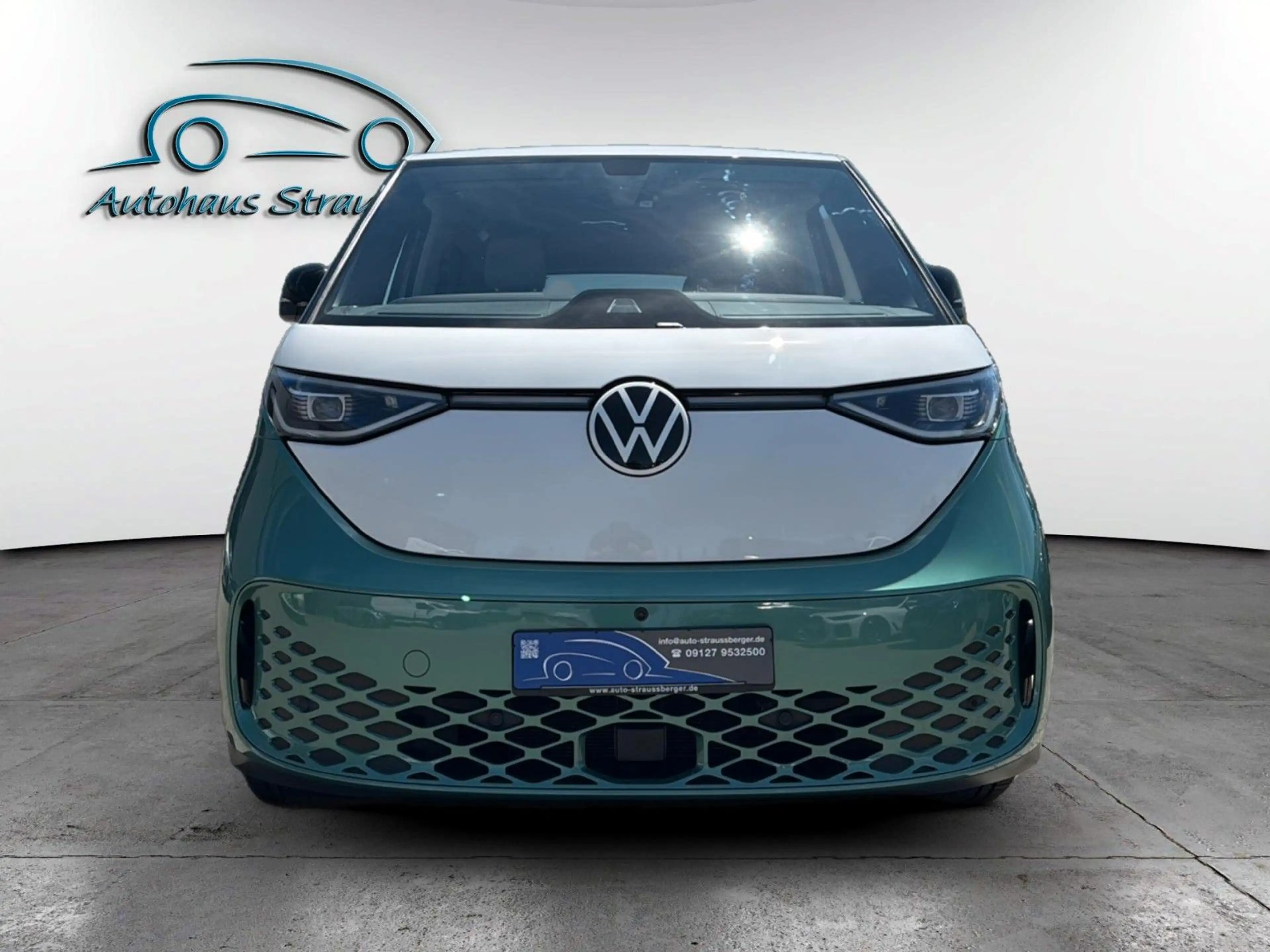 Volkswagen ID. Buzz Pure KR 125KW IQ 3ZK ACC 360°-View — photo 6