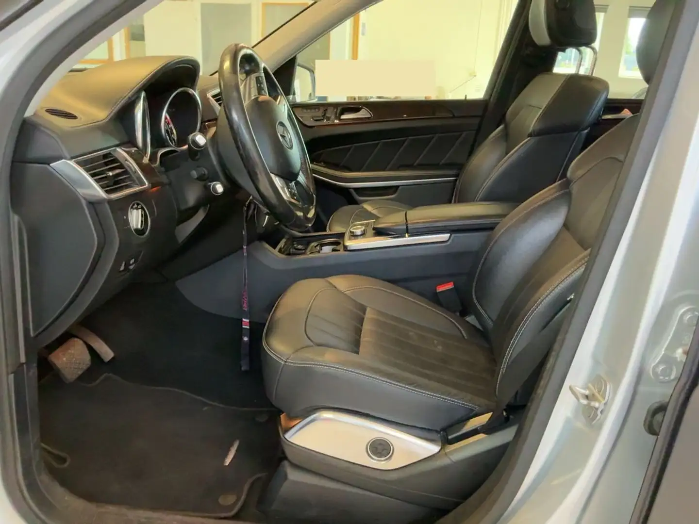 Mercedes-Benz GL 350 CDI AMG *TOP Ausstattung| 7-Sitze* Gris - 2