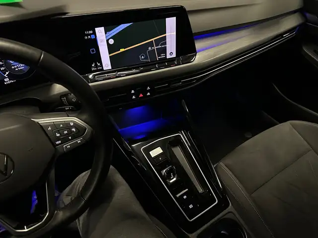 Volkswagen Golf view 20