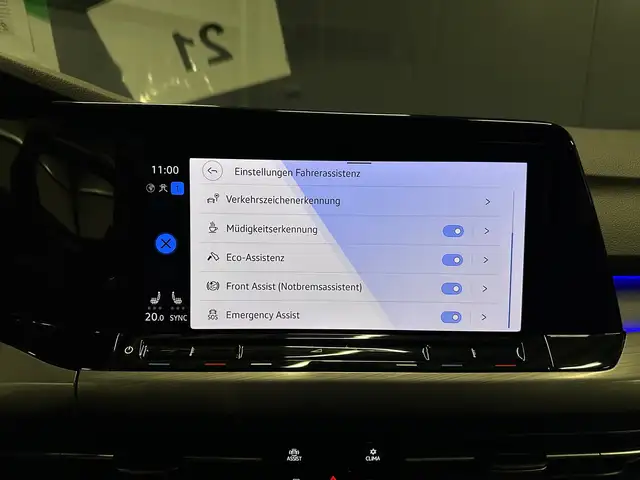Volkswagen Golf view 26
