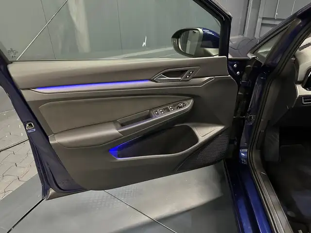 Volkswagen Golf view 13