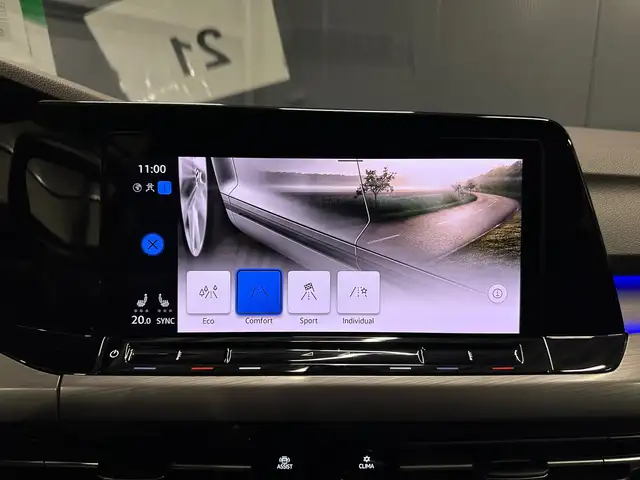 Volkswagen Golf view 22