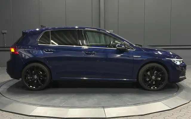 Volkswagen Golf view 6