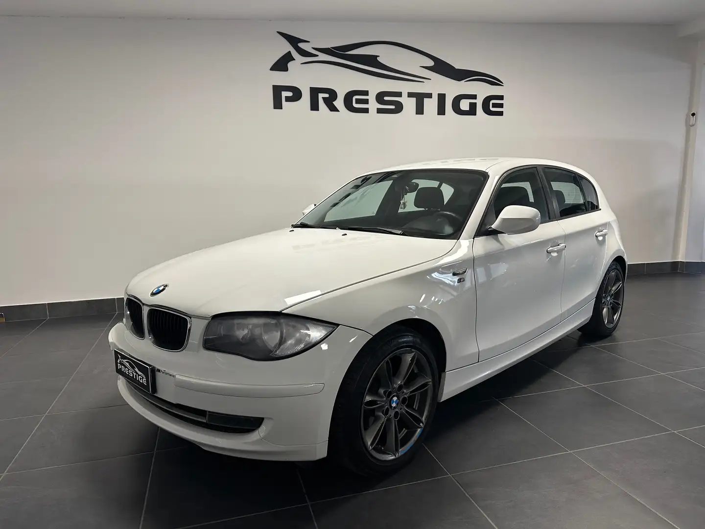 BMW 116 BMW 116D 2.0D NEOPATENTATI 116CV Bianco - 2