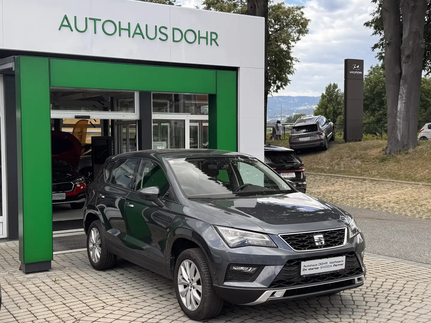 SEAT Ateca Style Grau - 1