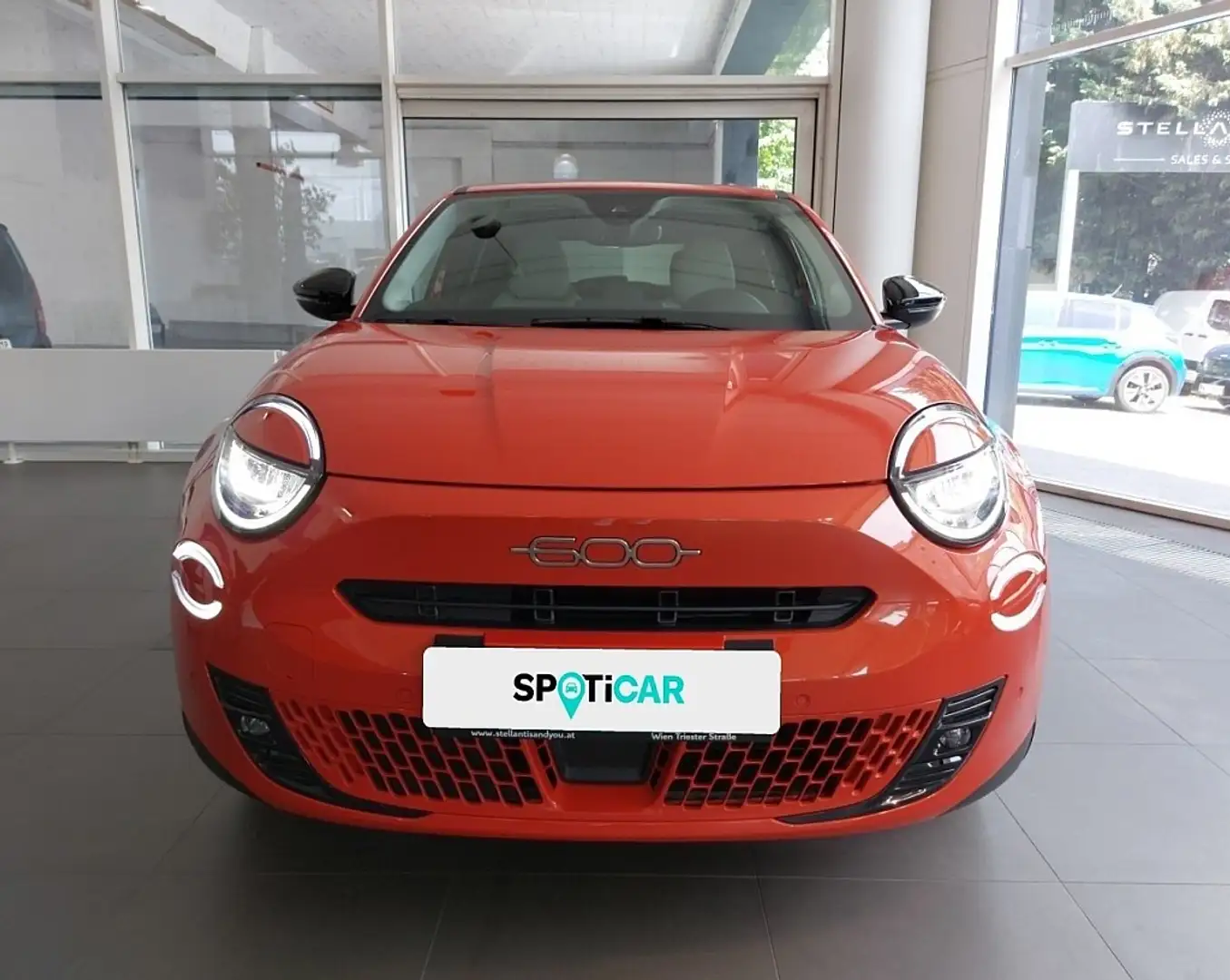 Fiat 600e 600 Elektro 54 kWh La Prima Orange - 2