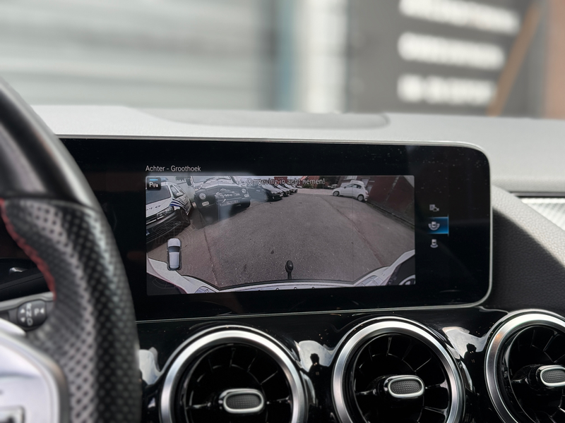 Mercedes-Benz GLA 200 GLA 200 d — photo 14