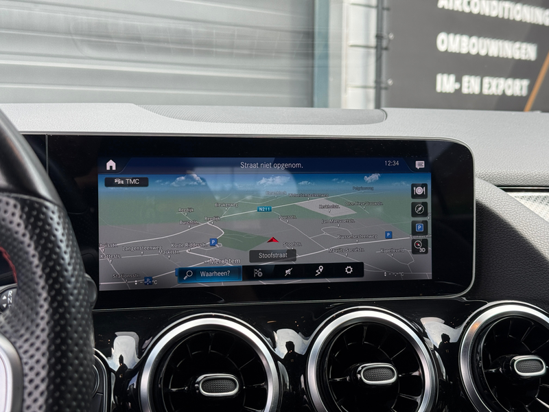 Mercedes-Benz GLA 200 GLA 200 d — photo 11