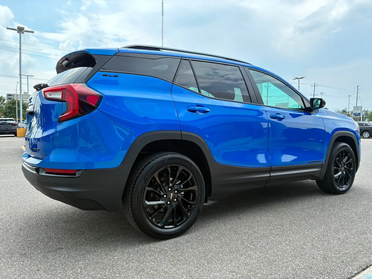 GMC Terrain photo GMC Terrain
