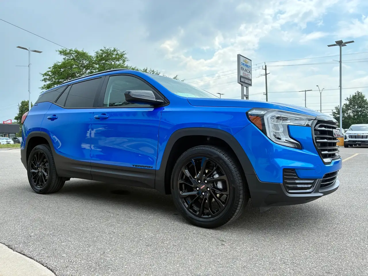 GMC Terrain photo GMC Terrain
