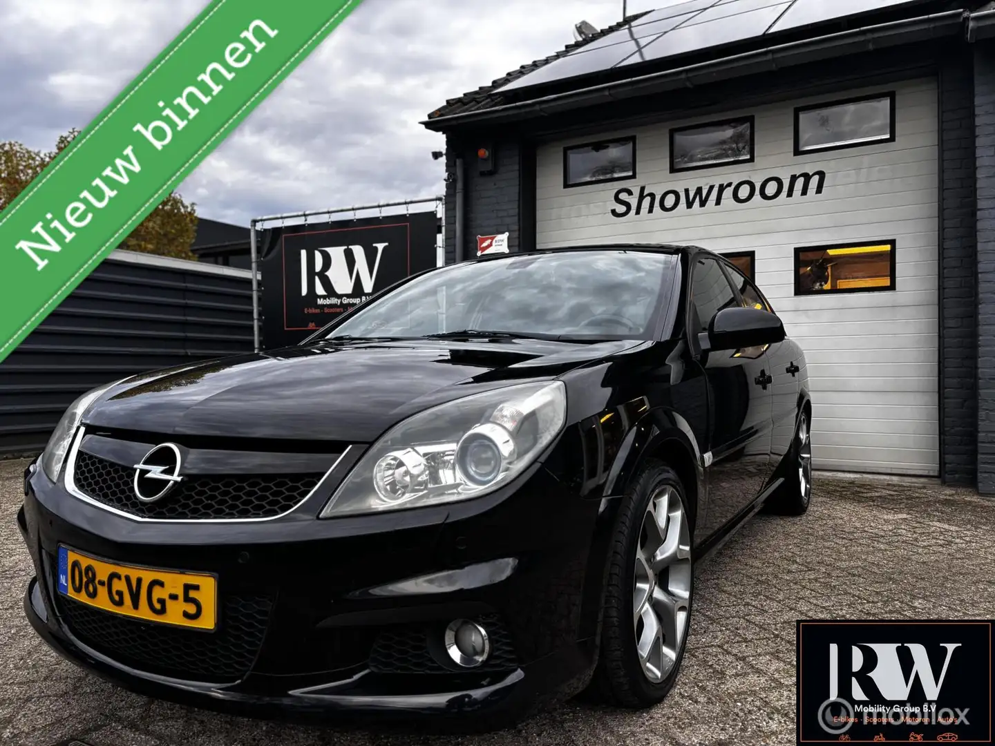 Opel Vectra GTS 1.8-16V *NAP*PARKEERSENSOREN VOOR EN ACHTER* Zwart - 1