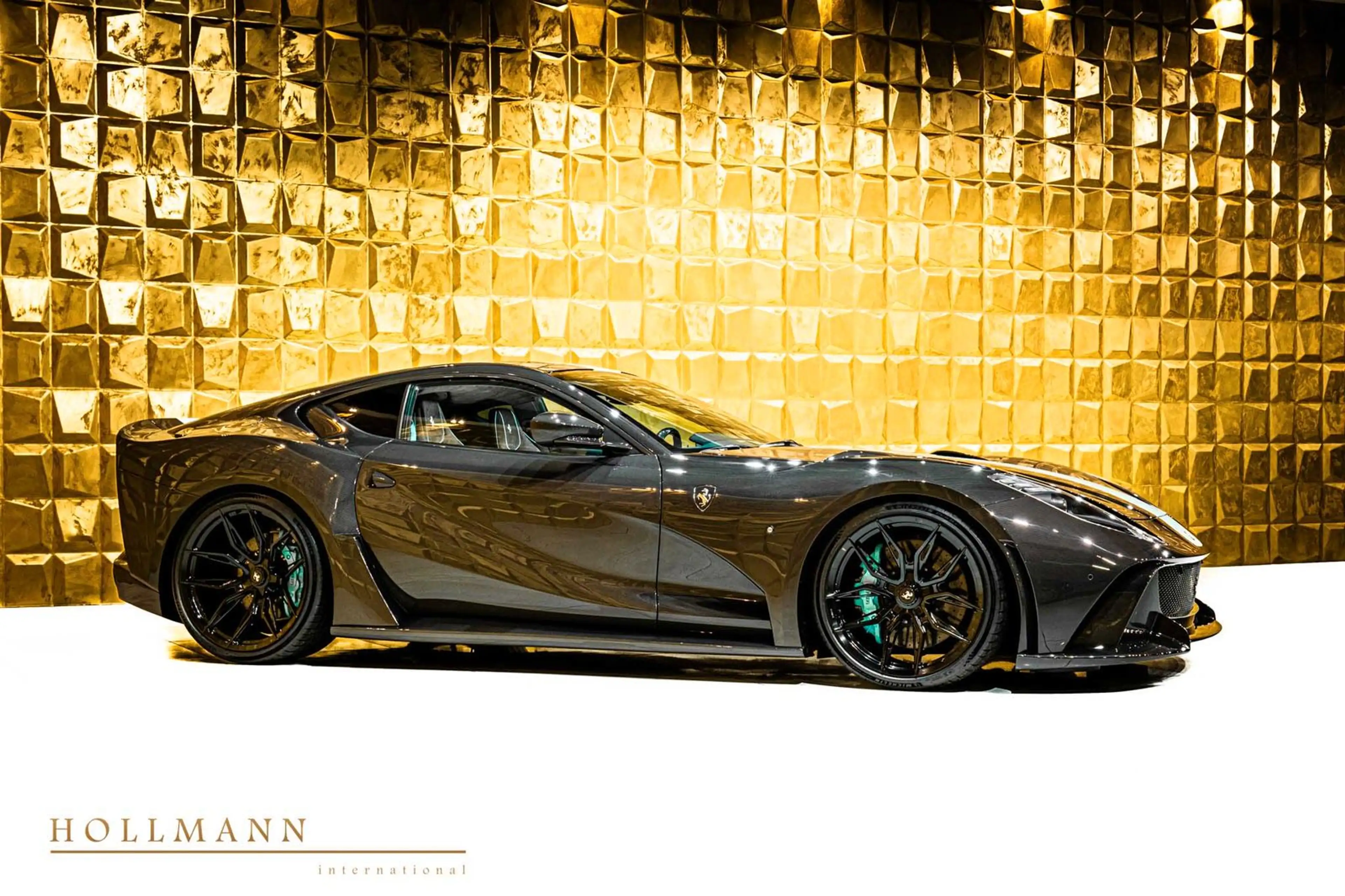 Ferrari 812 SUPERFAST N-LARGO S CARBON 1 of 1 — photo 2