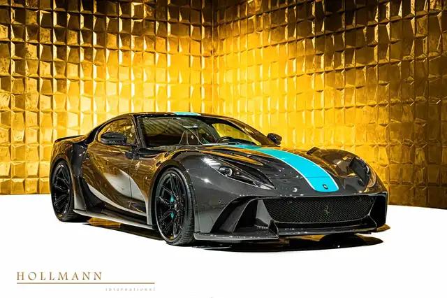 Ferrari 812