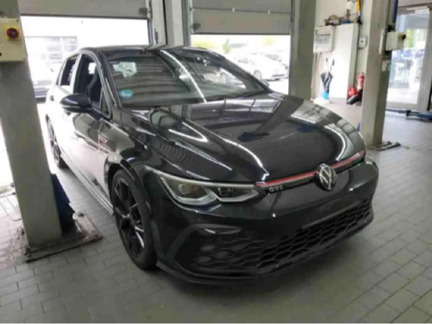 Volkswagen Golf GTI Golf VIII 2.0 TSI DSG GTI Navi Sprachbedienung R Schwarz - 2