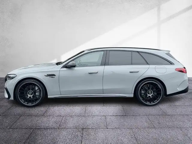 Mercedes-Benz E 53 AMG AMG E 53 HYBRID 4M+ T-M NP: 134.111 Fahrassist+ Ansicht 3
