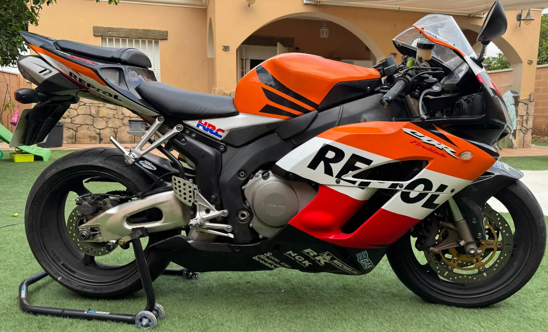 Honda CBR 1000 Orange - 2