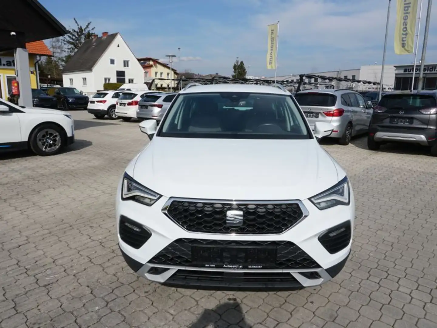 SEAT Ateca 2,0 Style TDI *2022er+LED+NAVI* Weiß - 2