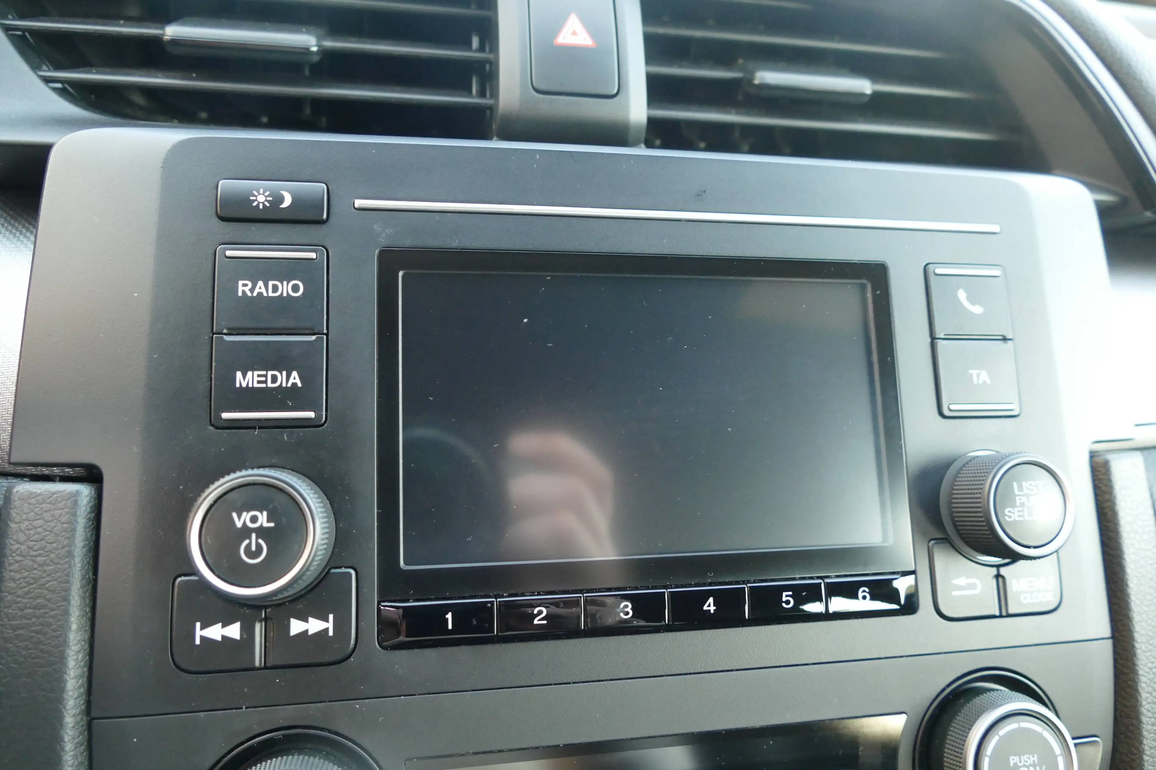 Honda Civic 1.0 i-VTEC Turbo CVT Comfort - Klimaautomatik — photo 14