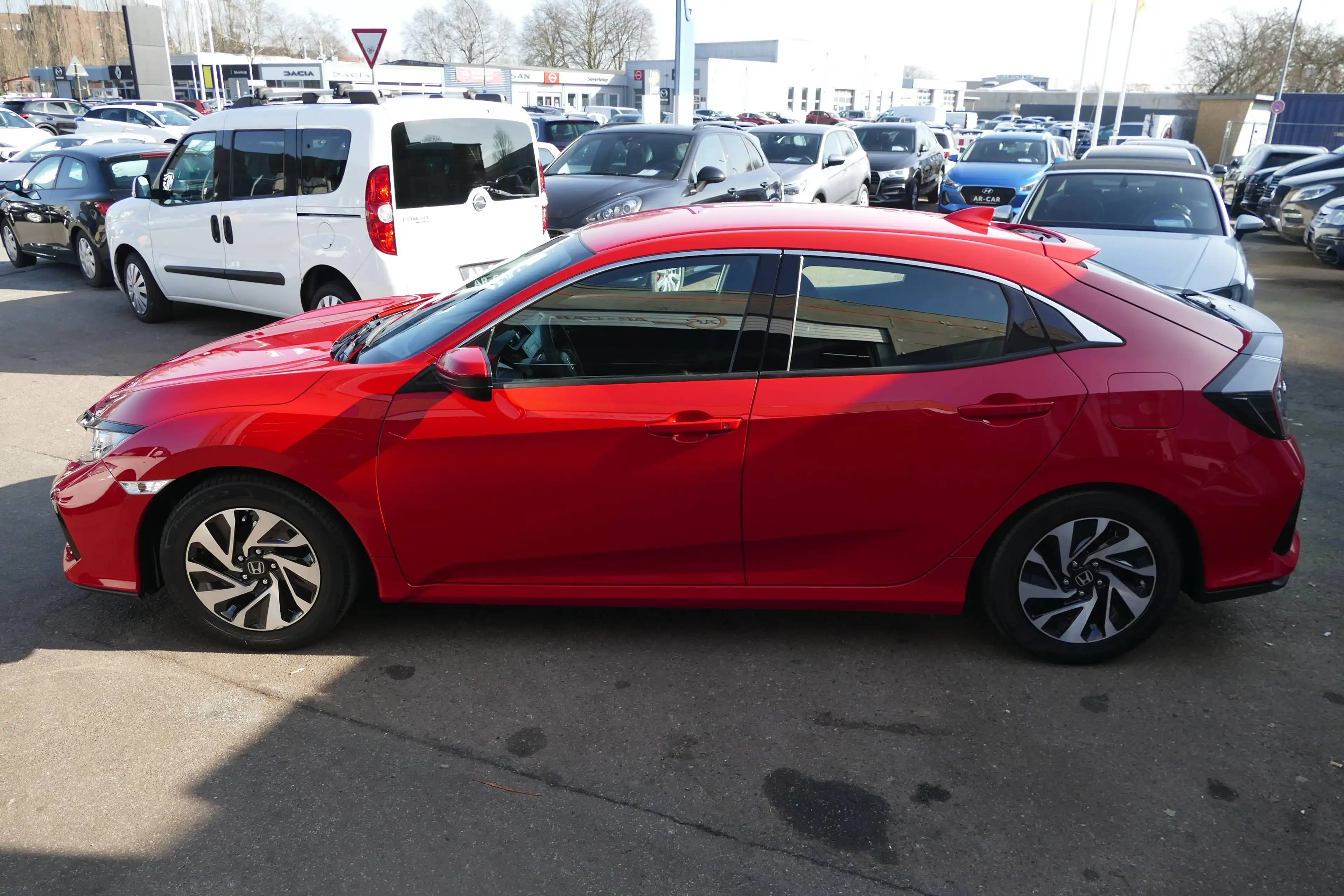 Honda Civic 1.0 i-VTEC Turbo CVT Comfort - Klimaautomatik — photo 5