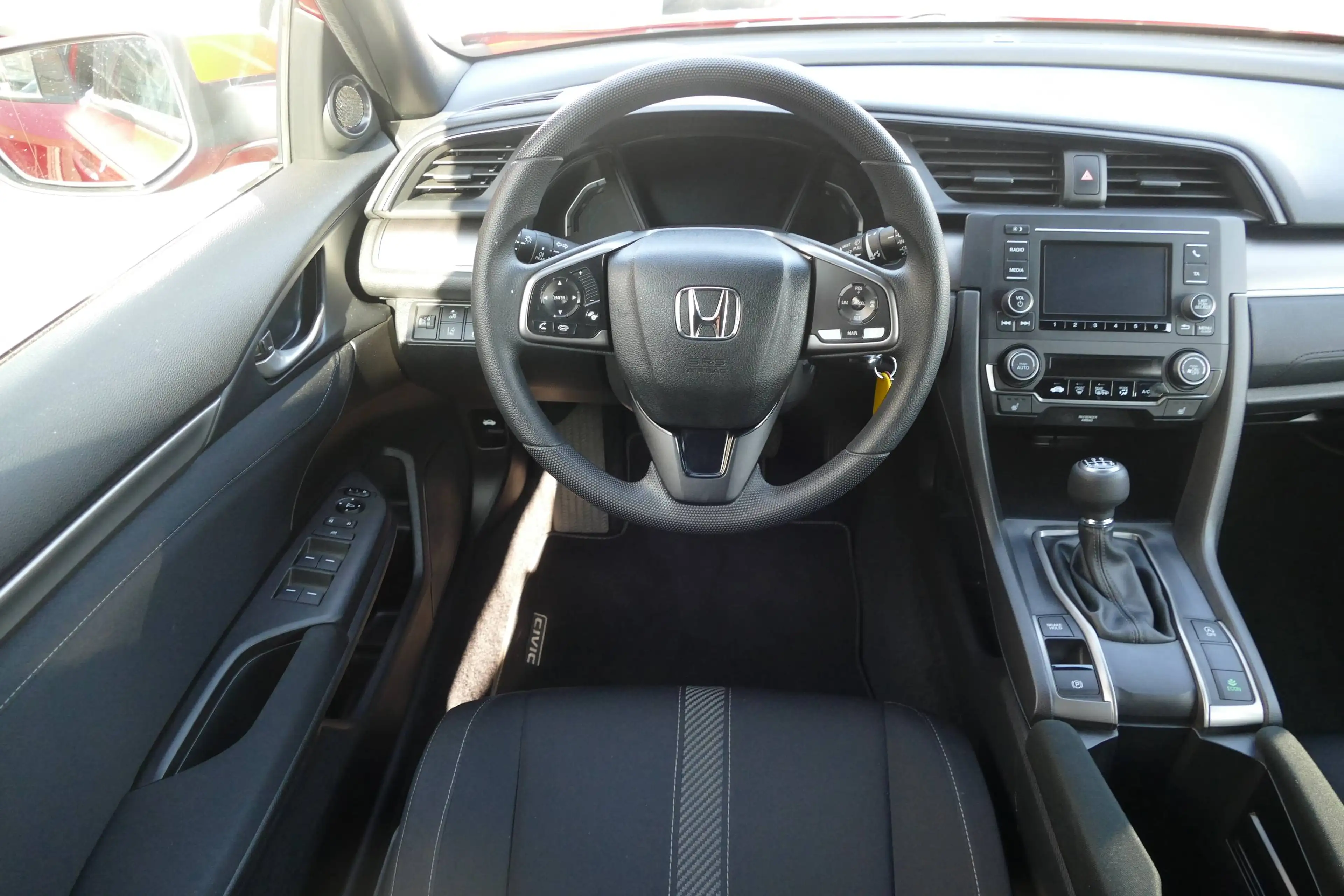 Honda Civic 1.0 i-VTEC Turbo CVT Comfort - Klimaautomatik — photo 10