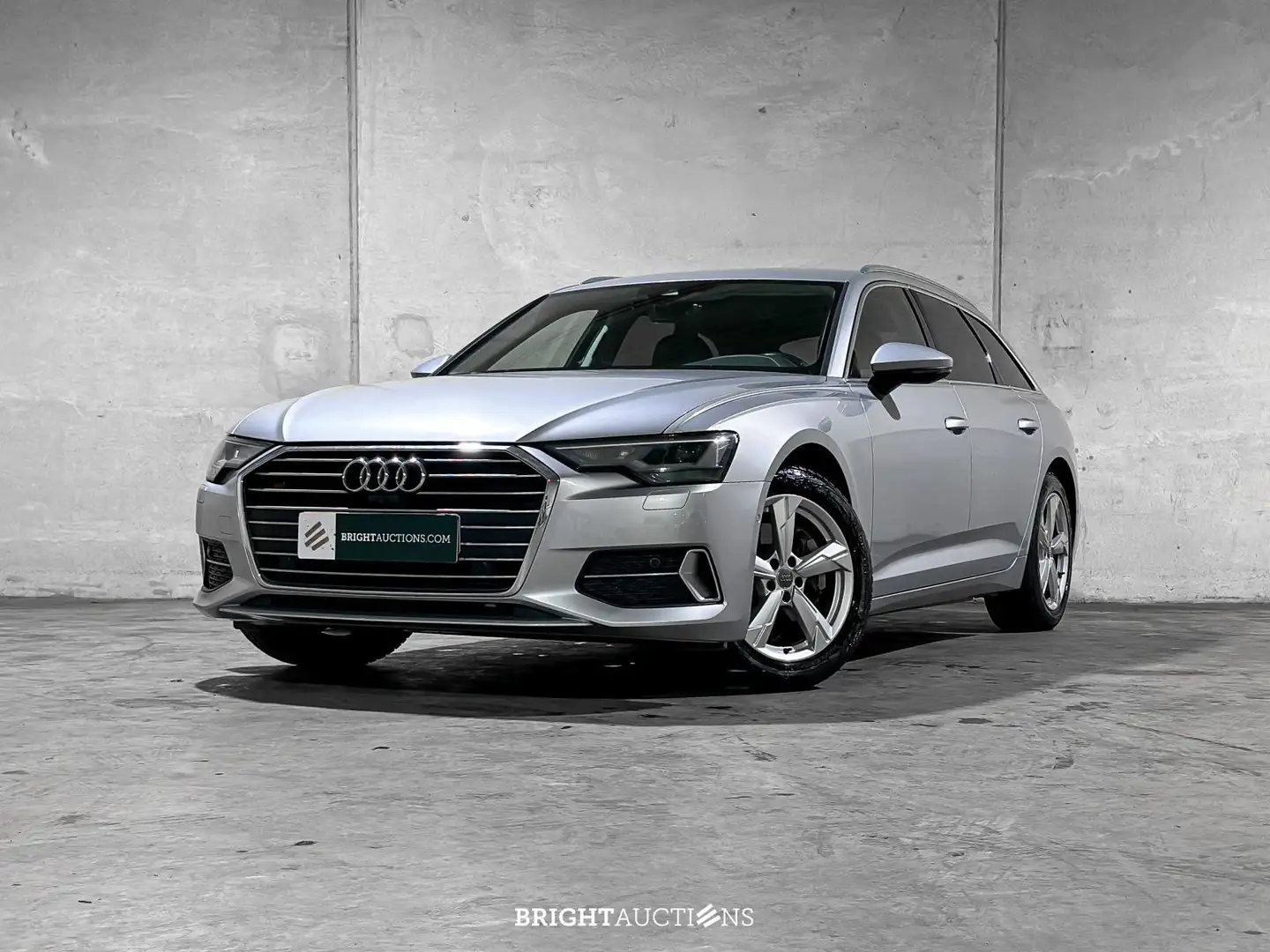 Audi A6 Avant 45 TFSI 2.0 Sport Lease Edition Argent - 2