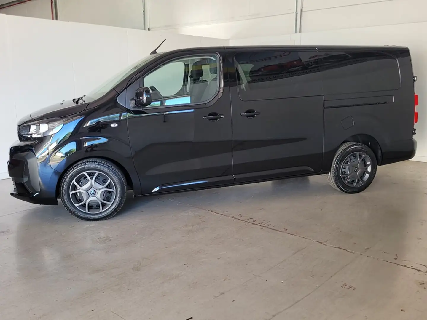 Citroen Jumpy 20 Blue Hdi 180 pk EAT8 dubbel cabine Noir - 2