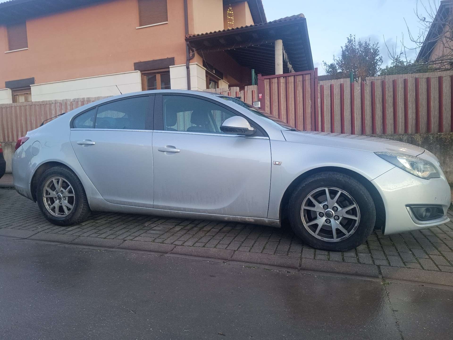 Opel Insignia 2.0CDTI ecoF. S&S Business - foto 1