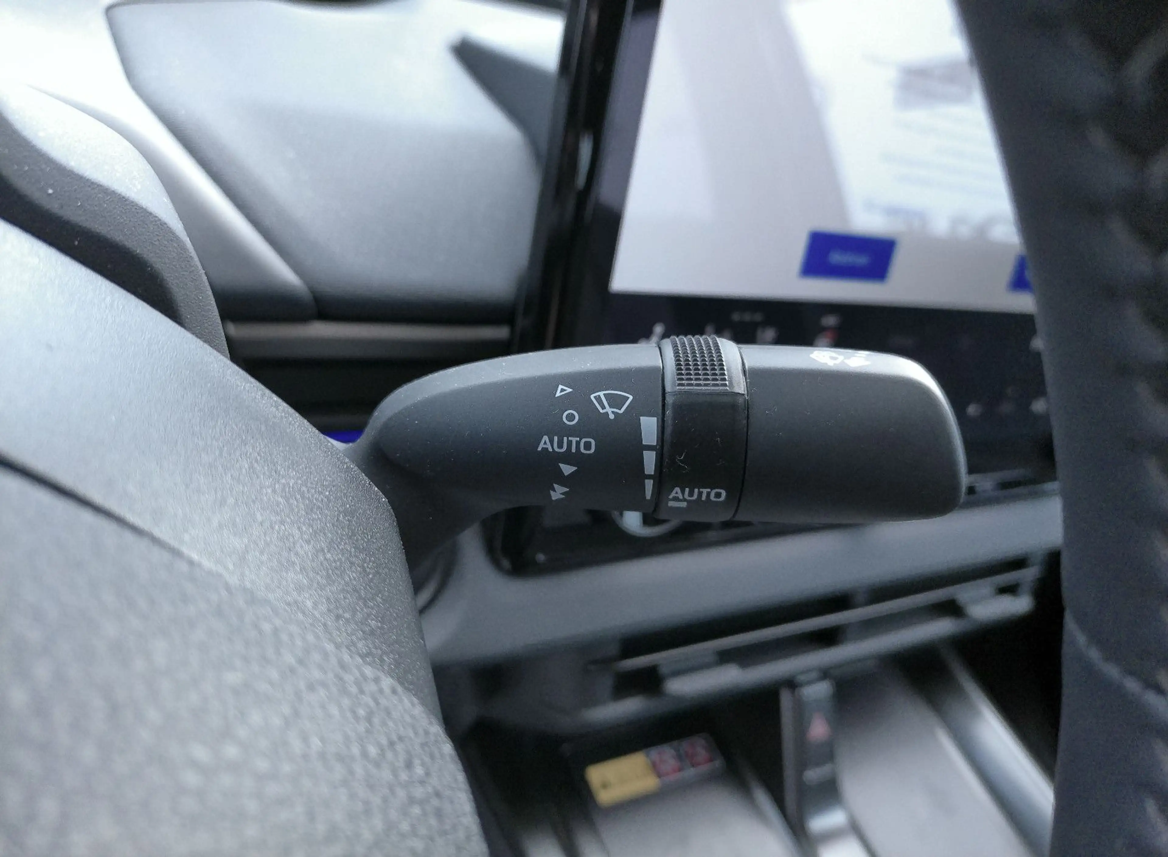 Toyota bZ4X AWD Lounge*JBL Premium Sound System* — photo 15