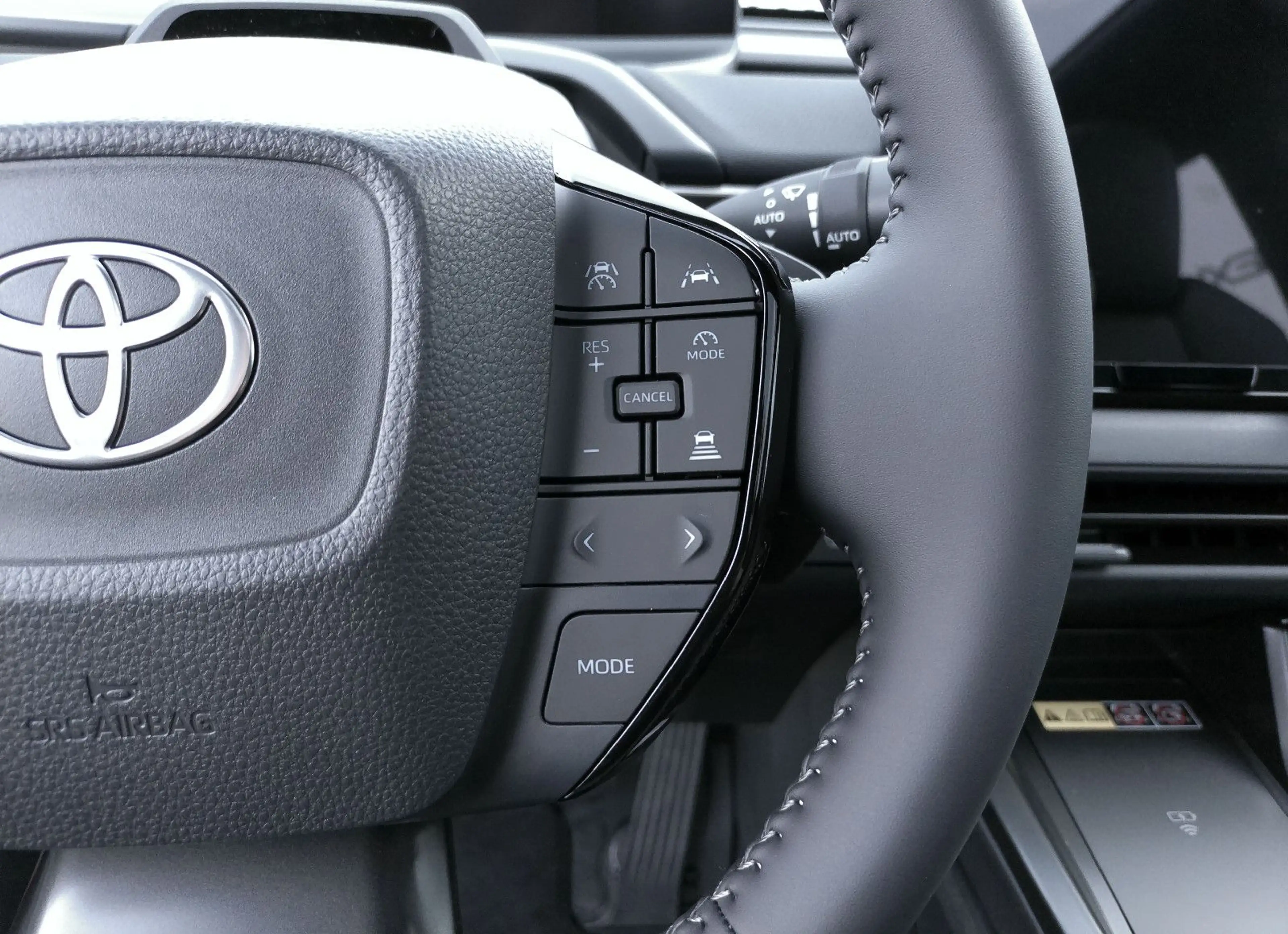 Toyota bZ4X AWD Lounge*JBL Premium Sound System* — photo 14