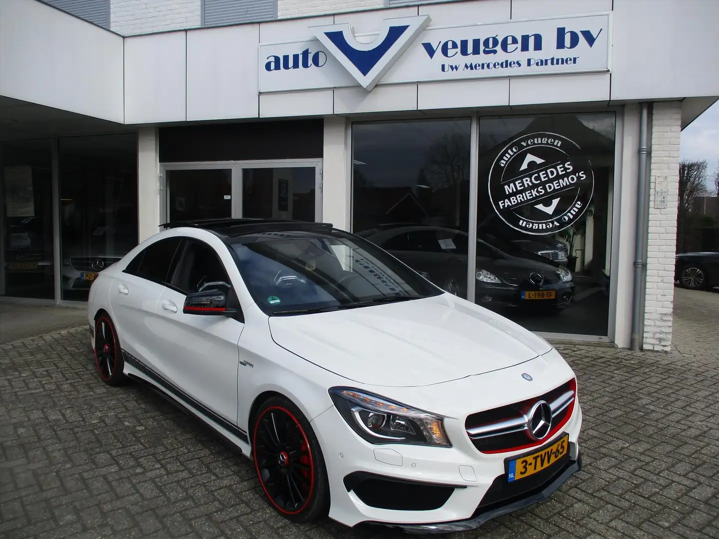 Mercedes-Benz CLA 45 AMG 360pk 4MATIC SPEEDSHIFT DCT AMG EDITION 1 EERSTE G Weiß - 1
