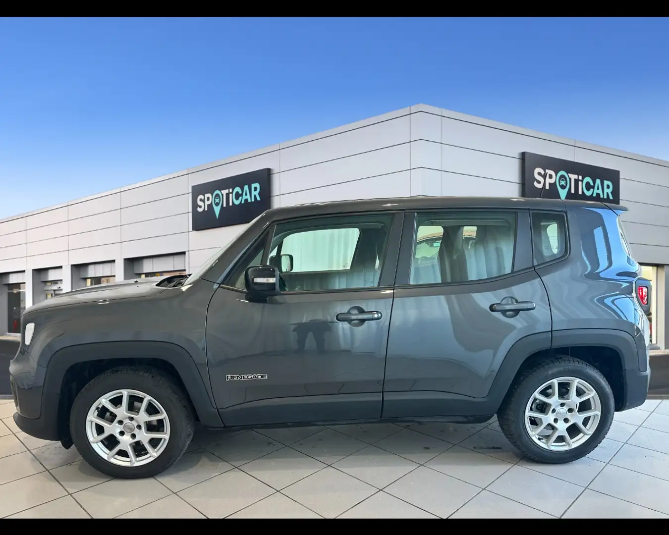 Jeep Renegade 1.6 Multijet II Limited Grijs - 2