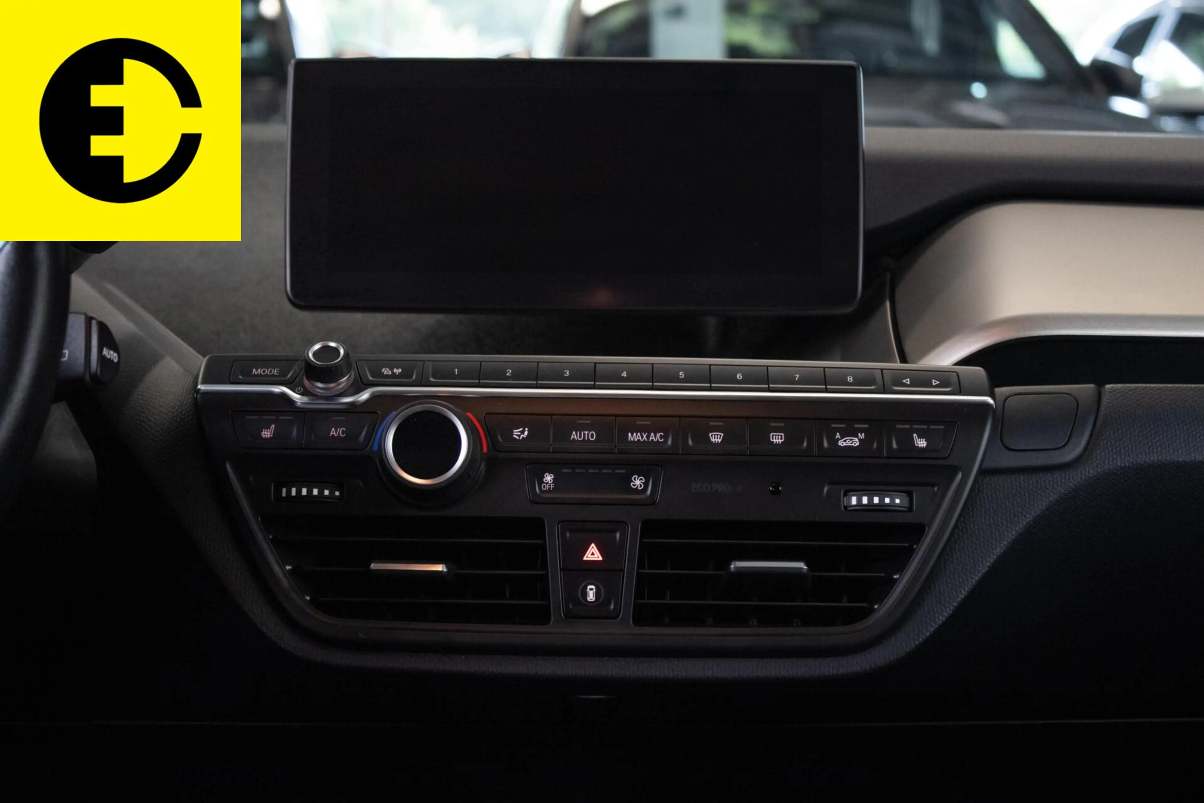 BMW i3 S 120Ah 42 kWh |SOH 90,8% | Stoelverwarming | Acht — photo 25