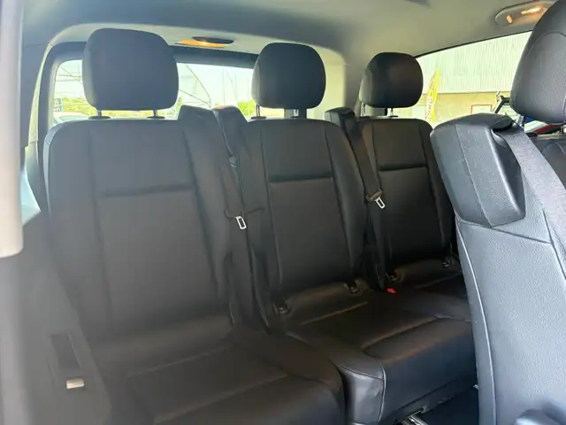 Mercedes-Benz Vito view 9
