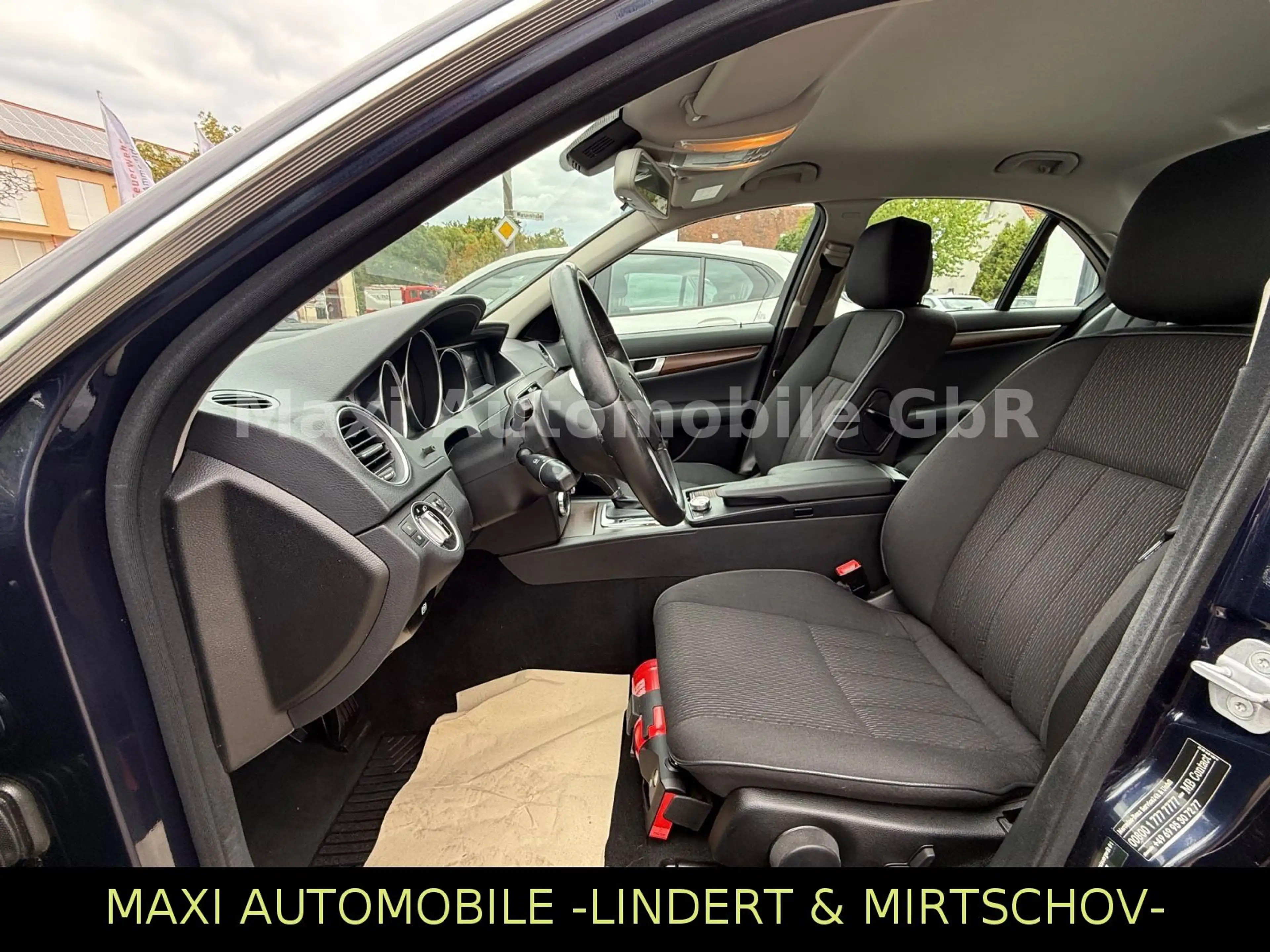 Mercedes-Benz C 220 CDI BlueEf ELEGANCE-2.HA-KLIMAAUT-PDC-TEMP — photo 7