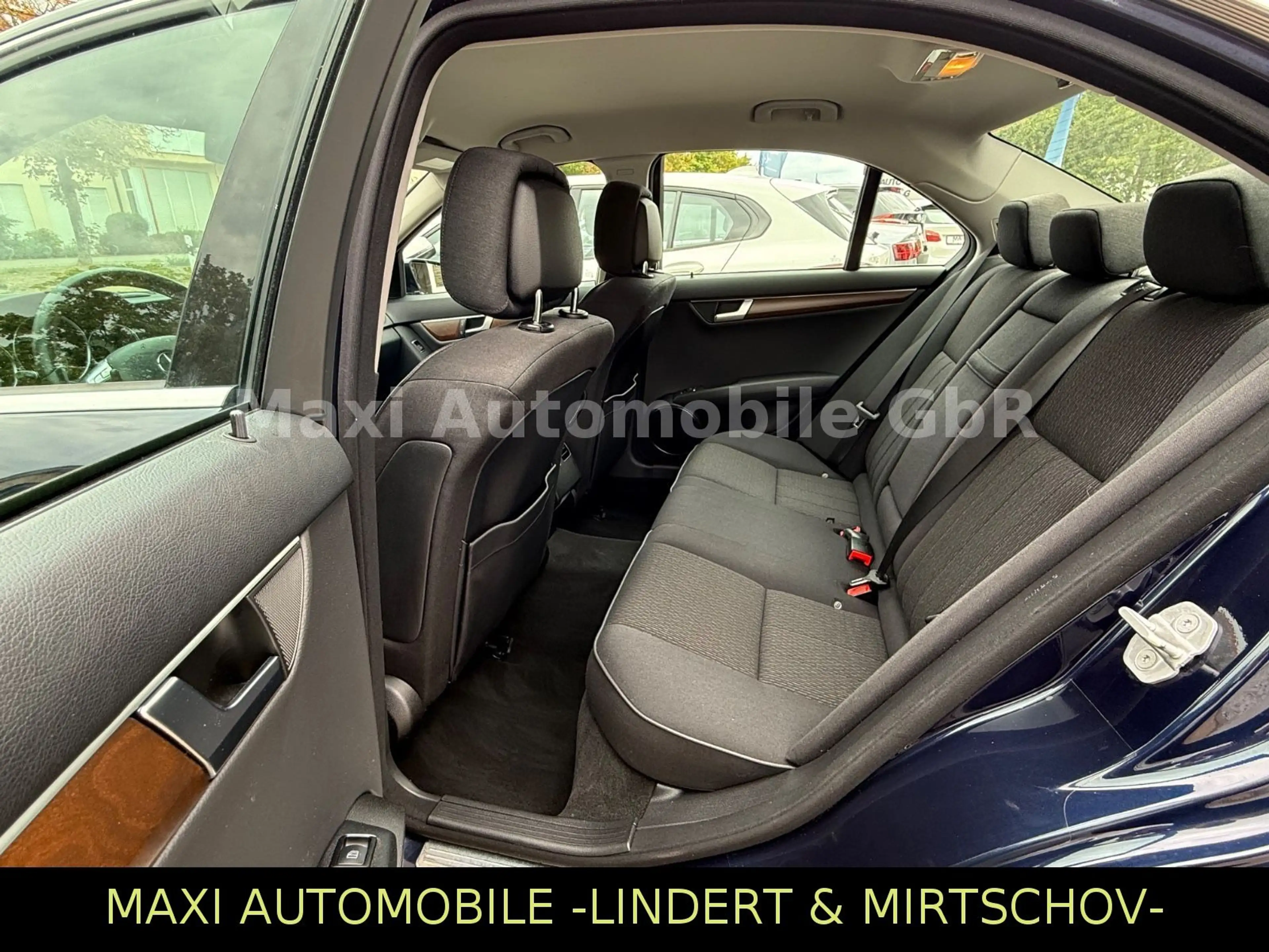 Mercedes-Benz C 220 CDI BlueEf ELEGANCE-2.HA-KLIMAAUT-PDC-TEMP — photo 10