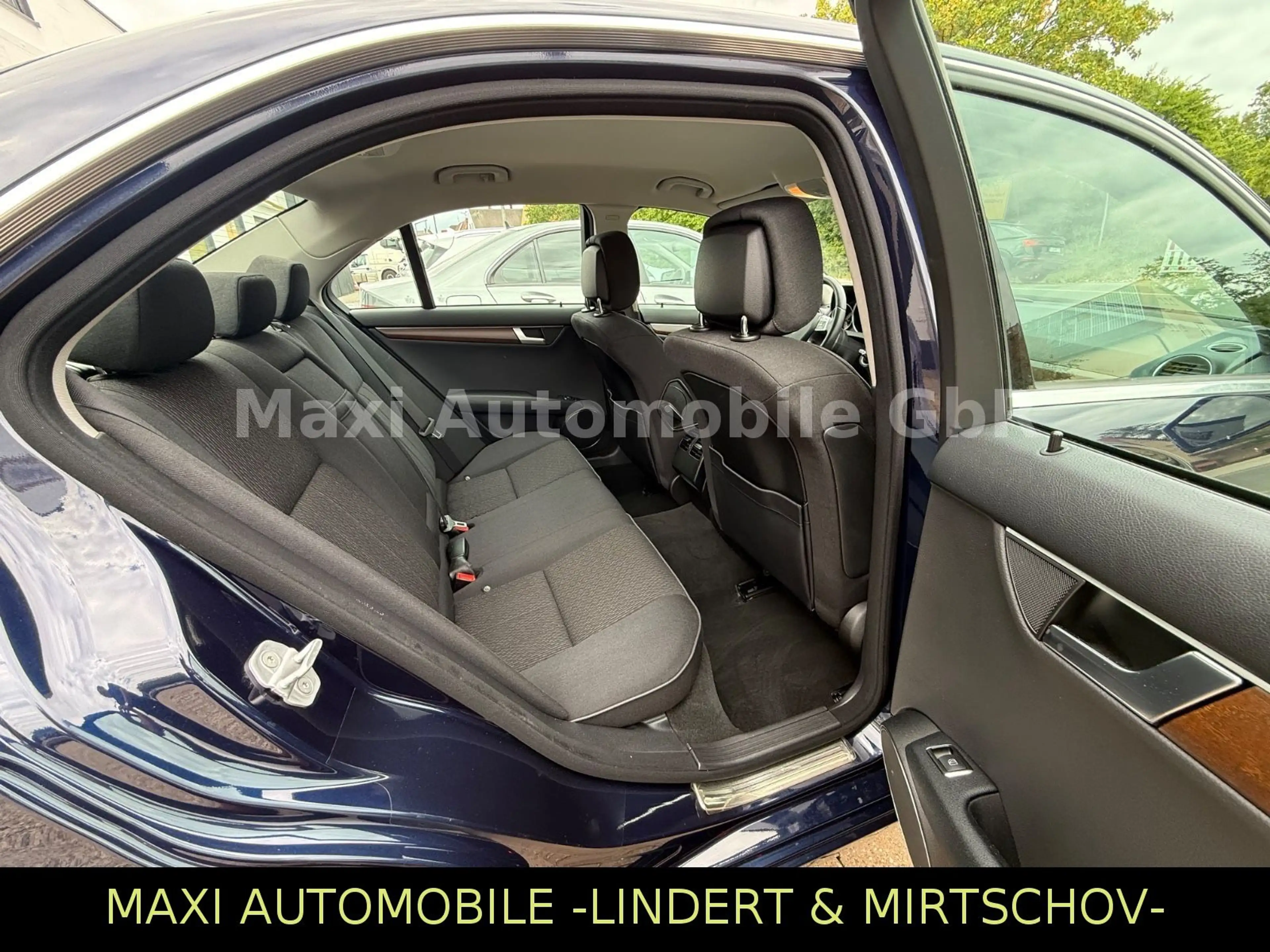 Mercedes-Benz C 220 CDI BlueEf ELEGANCE-2.HA-KLIMAAUT-PDC-TEMP — photo 12