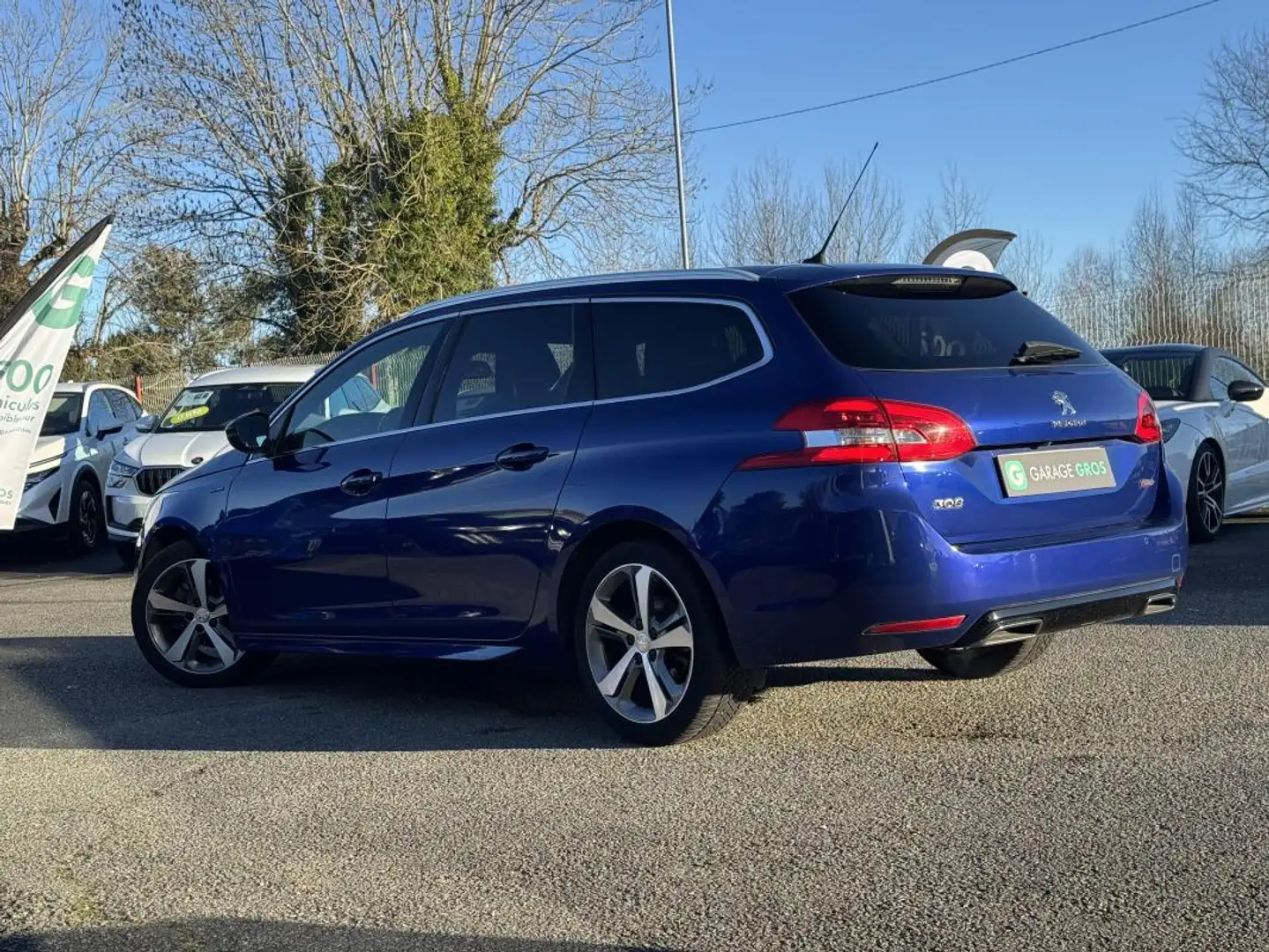 Peugeot PureTech 130ch S&S BVM6 GT Line Синій - 2