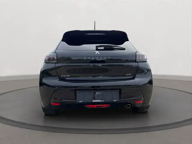 Peugeot 208 view 4