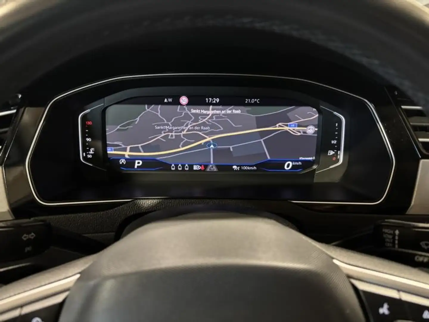 Volkswagen Passat Variant 2,0DSG VIRTUAL COCKPIT KAMERA MATRIX BEAM AHK Schwarz - 2