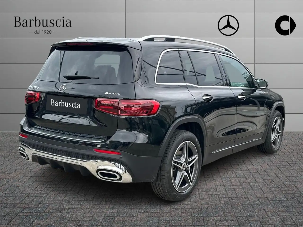 Mercedes-Benz GLB 2026