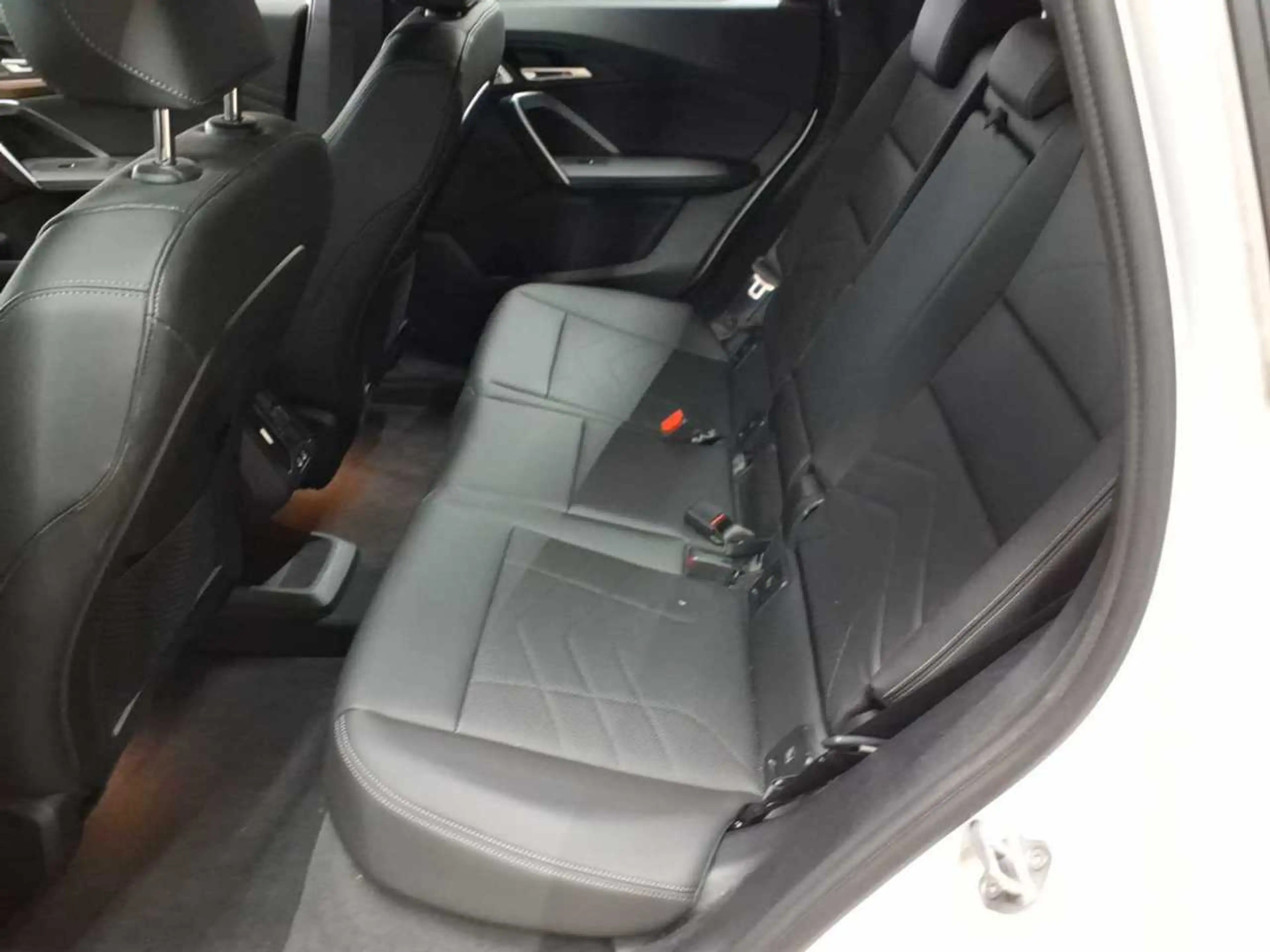 BMW iX1 iX1 xDrive30 xLine Navi Leder SHZ — photo 13